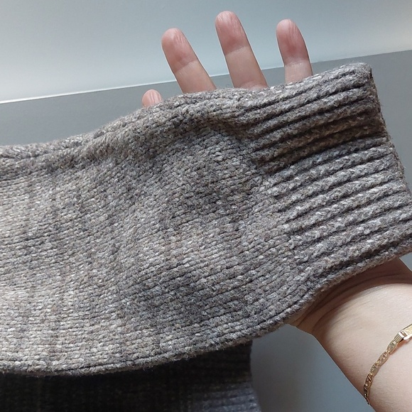 ABERCROMBIE & FITCH X HARRY STYLES Sweater Soft A&F Oversized Gray Stripes Large - Picture 4 of 9